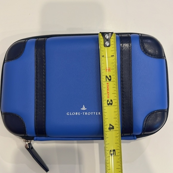 ANA All Nippon Airways Business Class Amenity Kit by Globe-Trotter Blue - Picture 8 of 9
